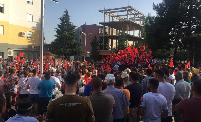 DEMOKRATËT TENTUAN TI BLLOKOJNË RRUGËN/ Rama: Kush pengon fushatën 1-5 vite burg