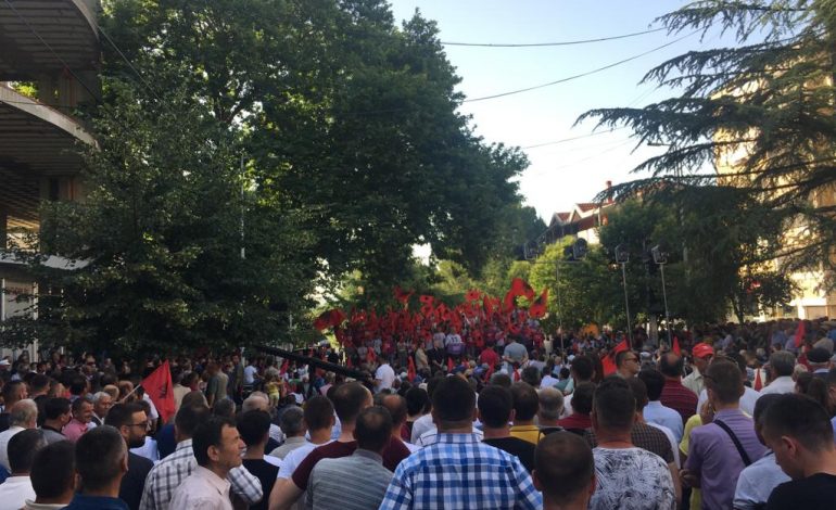 DALIN PAMJET/ Si e priti Mallakastra kryeministrin Rama