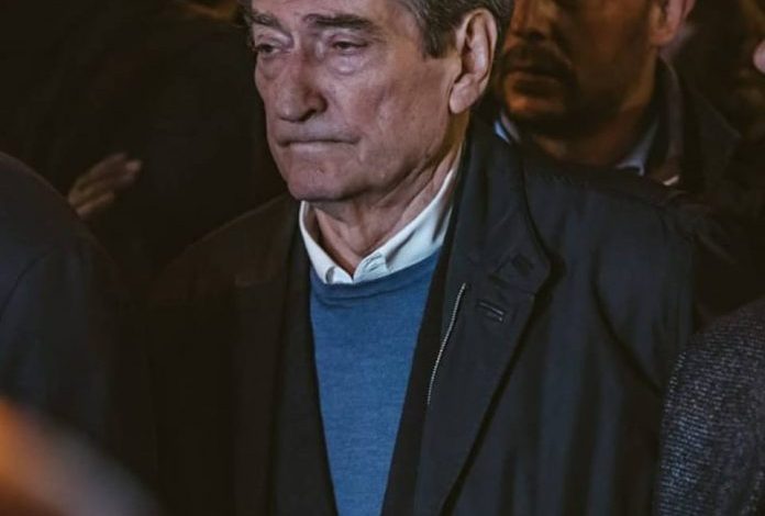 “BLUSHI HJEKËSI I BARDH SPAHISË”/ Berisha sulmon Top-Channel: Shpifin dhe trillojnë egërsisht kundër meje dhe shpërblehen me vila