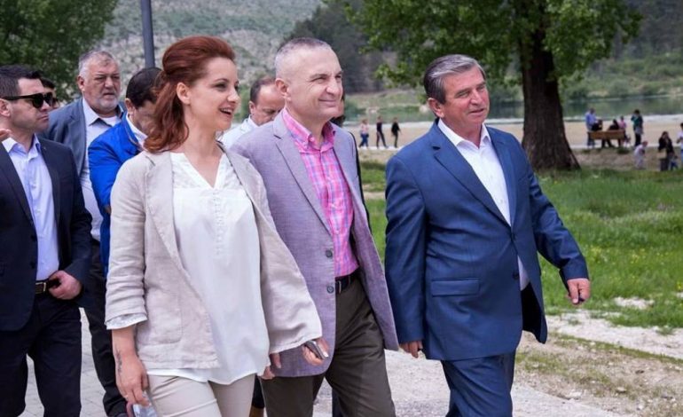 BASHKIA GJIROKASTËR E LSI-s KËRKON LIRIMIN E AMBJENTEVE ZGJEDHORE/ Kryetari i KZAZ: Do zbatojmë urdhrin e KQZ (FOTO)