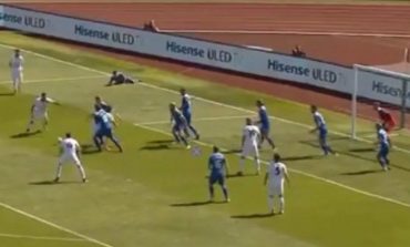 ISLANDË-SHQIPËRI/ Tjetër rast i rrezikshëm për Kombëtaren, topi përfundon ngjitur me traversën (VIDEO)