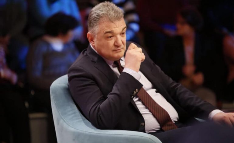 “I FRIKËSUAR NGA PROKURORIA?” Gjata tregon çfarë do bëjë Basha më 20 Qershor si i pandehur