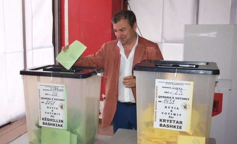 SHQIPËRIA VOTON/ Vangjush Dako: Shpresoj që kjo ditë të shkojë me sa më shumë qetësi