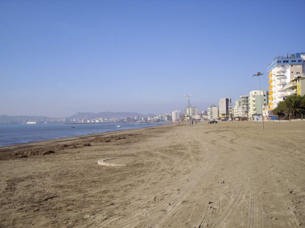 E RËNDË/ Viktima e 2-të brenda 24 orëve në ujë,mbytet 60-vjeçari në Durrës