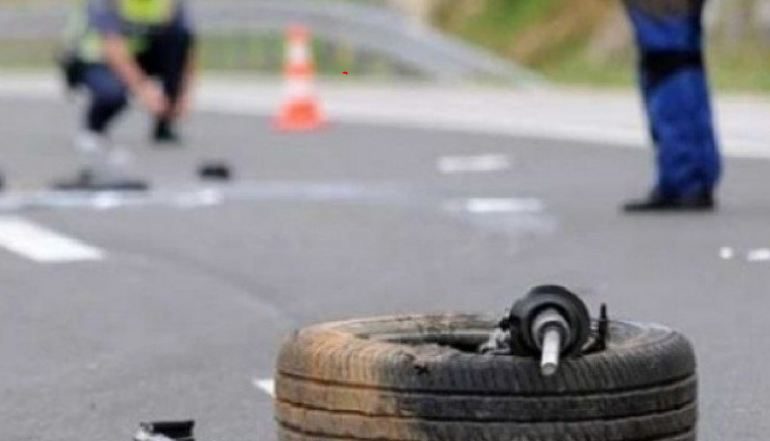 PËRPLASI PËR VDEKJE KËMBËSOREN DHE U LARGUA/ Arrestohet 32-vjeçari “i penduar”