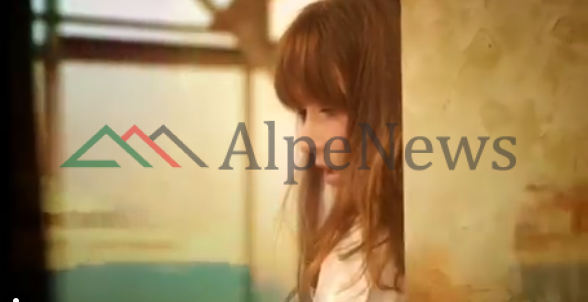 SË SHPEJTI/ Post of the day. Ministrja e Kulturës: Këngëtarja ndërkombëtare në skenën e Butrintit (VIDEO)
