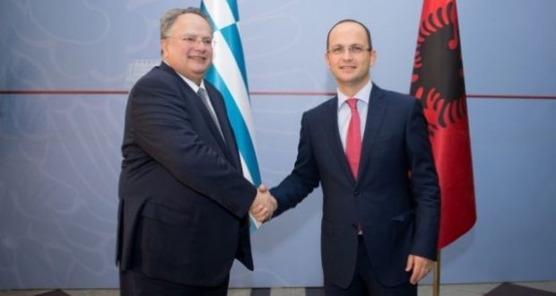 NEGOCIATAT/ Katër ish-ministrat e jashtëm apel BE-së për, Shqipërinë dhe Maqedoninë e Veriut