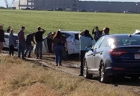 PËRDORËN “GOOGLE MAPS”/ Rreth 100 shoferë ngelin në baltë