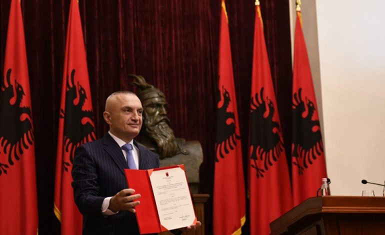 EMRAT/ Ja lista e deputetëve që votuan pro shkarkimit të Ilir Metës