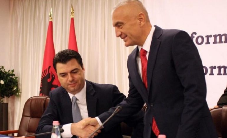 “IKU ME TURP NGA PUSHTETI”/ Euroactiv: Meta aleat me Bashën kundër integrimit të Shqipërisë në BE
