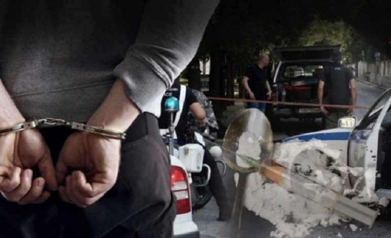 KISHTE ZBULUAR METODË TË VEÇANTË PËR TË VJEDHUR/ Në pranga 25 vjeçari shqiptar, shpërndante kokainë…