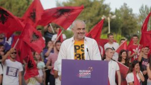 PËRGJIMET E “BILD”/ Rama: Pse nuk shkuan në gjykatë, por te partia? Janë pjesë e një filmi, dhe dje patë një episod nga presidenti