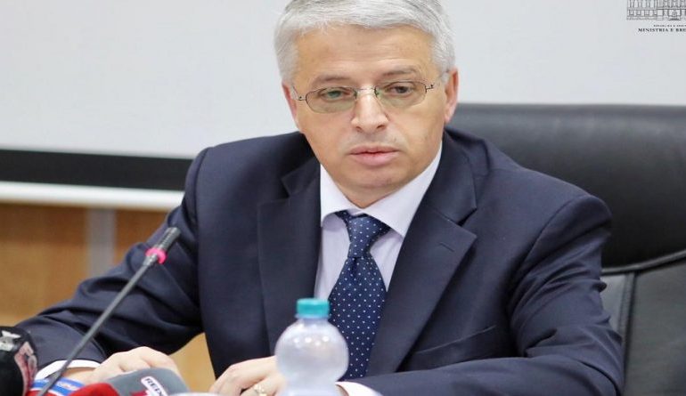 “BASHA ËSHTË NË RREZIK”/ Ministri Lleshaj mohon pretendimet e PD-së: S’kam asnjë informacion