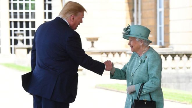 VIZITA 3-DITORE NË BRITANI/ Trump takohet me mbretëreshën