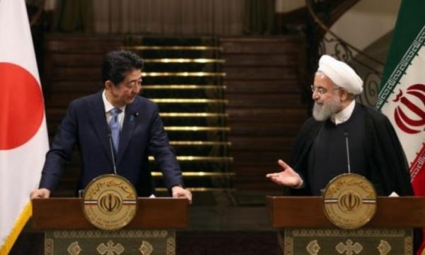 KONFLIKTI SHBA-IRAN/ Kryeministri japonez: Askush nuk do luftë