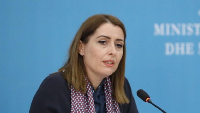 NDRYSHON LIGJI I DUHANIT/ Manastirliu: Më shumë mbrojtje për shëndetin e qytetarëve
