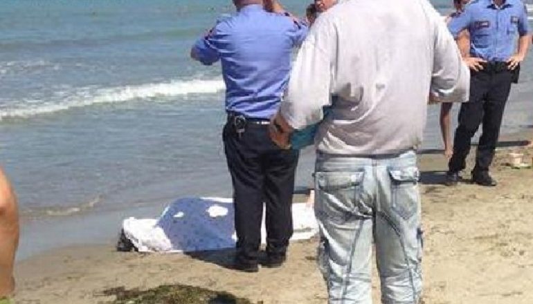 E RËNDË/ Kishte ardhur nga Gjermania për pushime, mbytet 49-vjeçari në Durrës