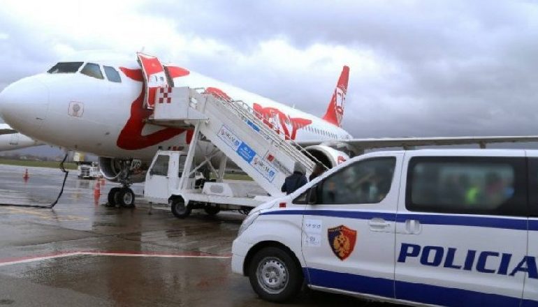 IU REFUZUA AZILI NË FRANCË/ Riatdhesohen vullnetarisht 29 shqiptarë