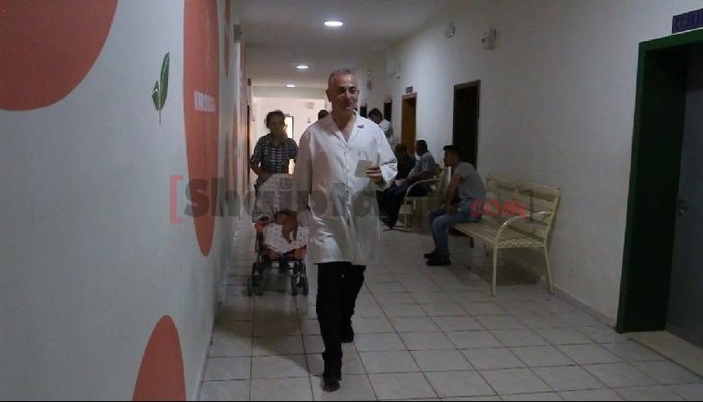 TEMPERATURAT E LARTA/ Fluks fëmijësh në spitalin e Kukësit, pediatria: Shmangni daljet në këtë orë