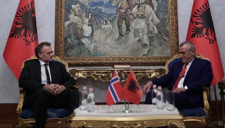 RUÇI TAKON AMBASADORIN E NORVEGJISË/ Sjaastad: Do të jemi partner afatgjatë për Shqipërisë