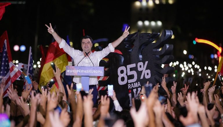 NJË DITË PAS PROTESTËS/ Basha: Bashkë do ta largojmë këtë qeverisje, sa më shpejt aq më mirë