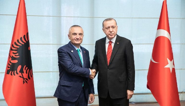 SAMITI/ Meta takon Erdoganin në Sarajevë: Turqia po mbron Ballkanin nga emigracioni i paligjshëm