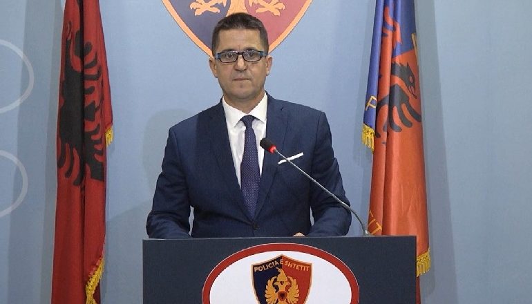 “ANTI-INFORMALITET”/ Arrestohet zyrtari i bashkisë së Fierit për favorizim të evazionit fiskal, policia bën bilancin e aksionit