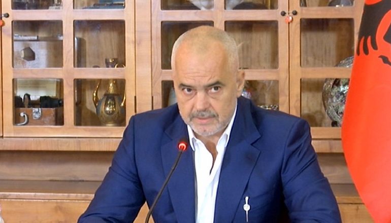 “RRUGËT”/ Rama “thumbon” sërish Voltana Ademin: Prioritet Shkodra dhe Pogradeci, 3 parqe
