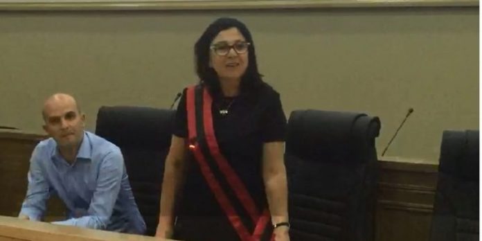 30 QERSHORI/ Kryetarja e Bashkisë së Patosit betohet për mandatin e tretë