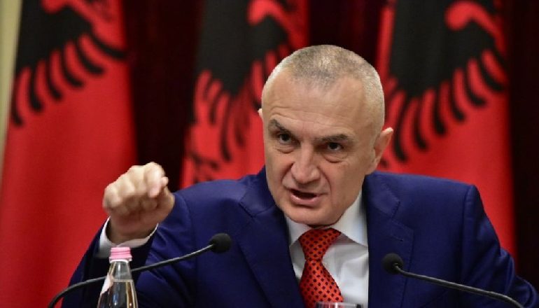 “JENI BËRË SI FËMIJËT”/ Meta thirrje partive për dialog: Hiqni dorë urgjentisht nga kokëfortësi