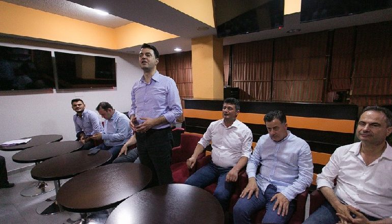 “NE DO QËNDROJMË SË BASHKU”/ Basha nuk heq dorë: PD do ta bëjë vendi dinjitoz kur të vijë në pushtet