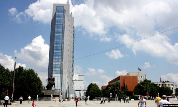 SHPËRBËRJA/ Vendimi i fundit që të zgjedhurit e popullit po e presin nga Kuvendi