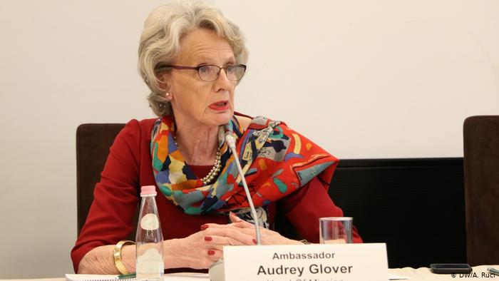 SHQIPËRIA VOTOI/ Glover: Interesat e zgjedhësve , jo shumë në konsideratë