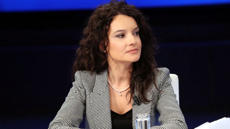 “LAJTHITJA E PRESIDENTIT”/ Meta sulmon ndërkombëtarët, reagon Spiropali: Shqiptari që hedh bomba…