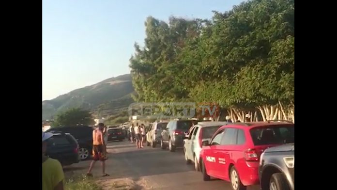 PUSHUESIT “PUSHTOJNË” JUGUN/ Trafik i rënduar në aksin Radhimë-Vlorë