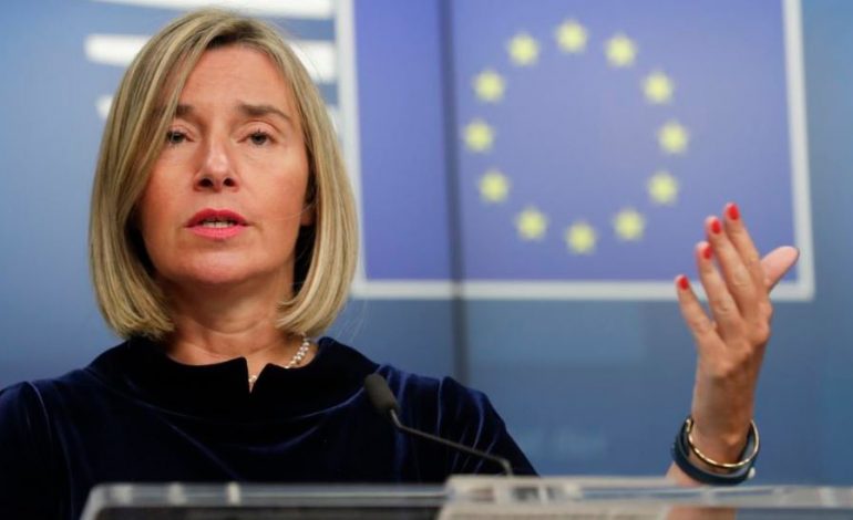 HEQJA E TAKSËS NDAJ SERBISË/ Mogherini: Kushti i vetëm për dialog
