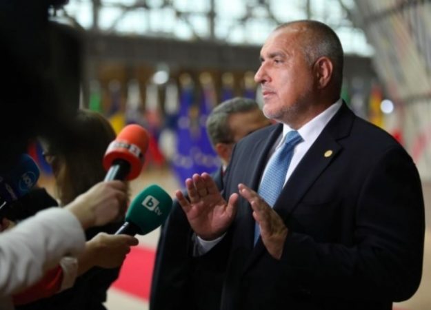 TENSIONE NË SAMIT/ Borissov: Më mirë të zihemi e të flasim hapur