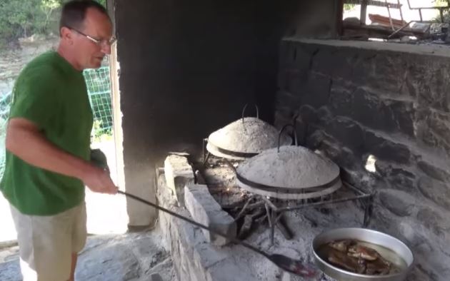 HISTORIA E SOKOLIT/ La Greqinë për fshatin Sinec në Kuçovë (VIDEO)