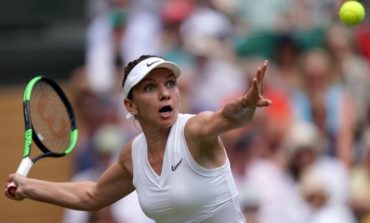 MPOSHTI ME LEHTËSI TENISTEN UKRAINASE/ Simona Halep, finalistja e parë e "Wimbledon"