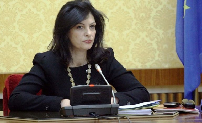 “LOBIMI NË SHBA”/ Florenc Hoxha pranon skandalin: Na i nxorri Jozefina Topalli, Rama i dha burrit të saj tender 23 milion euro (FOTO)