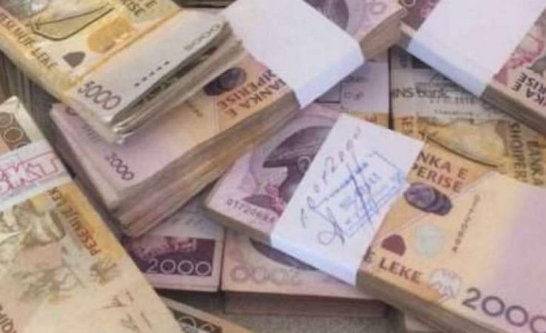 TRI VAJZAT MASHTRUESE/ Si i zhvatën djalit të biznesmenit shqiptar 180 mijë $
