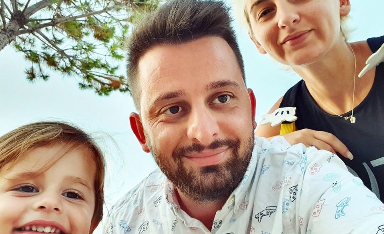PAS FITORESI SI KRYEBASHKIAK/ Erion Isai SHPËRNGULET me familjen në Ersekë, jeta e re larg…