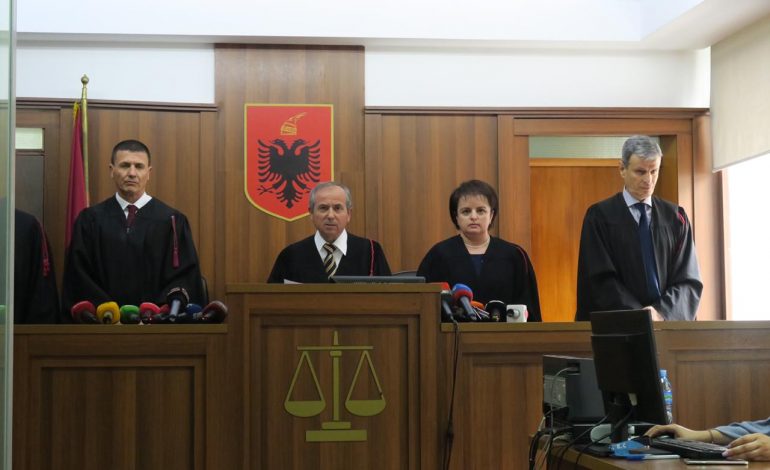 KËSHILLI BASHKIAK I TIRANËS/ Shpërnadahen mandatet për antarët e rinj, të martën…