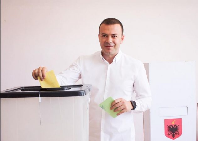 PËRFUNDON NUMËRIMI NË SHKODËR/ Valdrin Pjetri merr bashkinë, këshilltarët…
