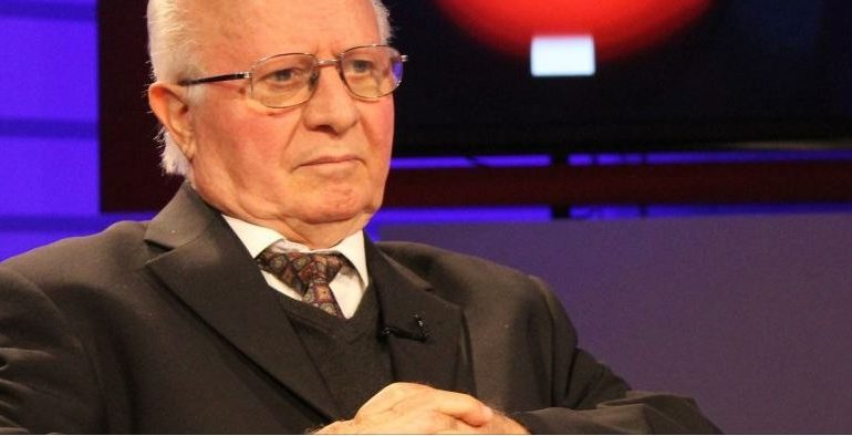 SULMET E METËS NDAJ NDËRKOMBËTARËVE/ Flet ish ministri i Mbrojtjes: Skandal, po sillet më keq se Berisha më 1996