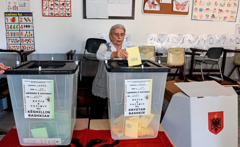 ZYRTARE/ Ja emrat e 61 këshilltarëve bashkiakë të rinj të Tiranës
