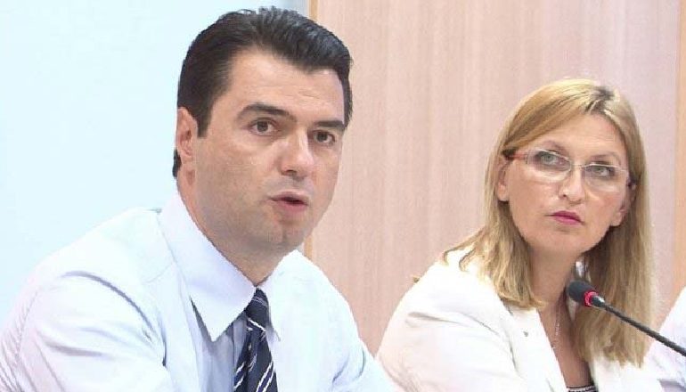 “MORI FUND”/ Gazetari i Berishës sulmon Bashën: Politika është grua, jo ku…vë!