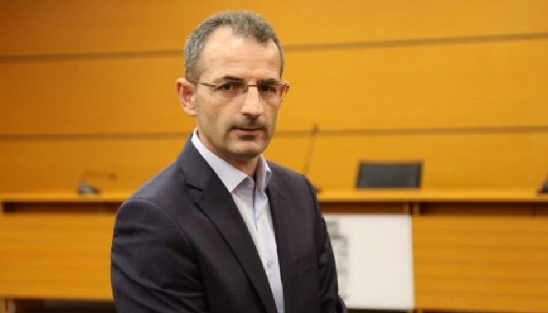 PROBLEME ME PASURINË DHE KONTROLLIN E FIGURËS/ SHBA i hoqi vizën prokurorit Eugen Beçi, KPK e shkarkon