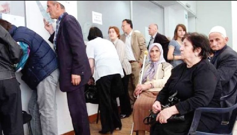 RREGULLAT E REJA/ Sa rritet mosha e pensionit dhe vitet e kontributeve