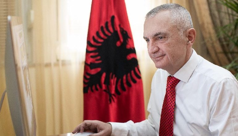 PAKETA ANTI-SHPIFJE/ Meta pas pushimeve: Pa media të lirë dhe të pavarur, rruga e Shqipërisë…